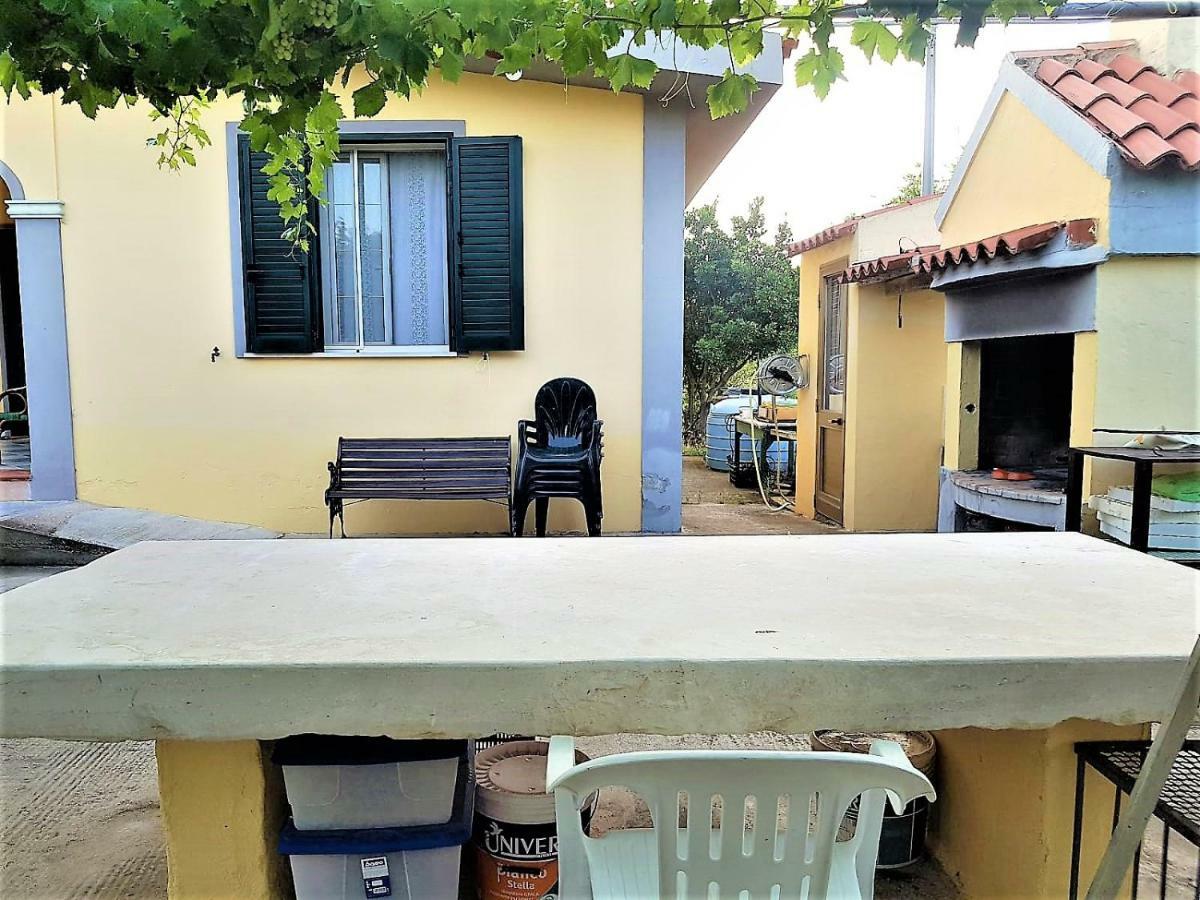 Villetta Su Barrali Orosei Exteriör bild